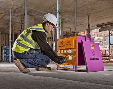 Installing temporary power supply on a site